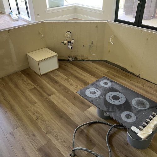 Queeley Project - Laminate