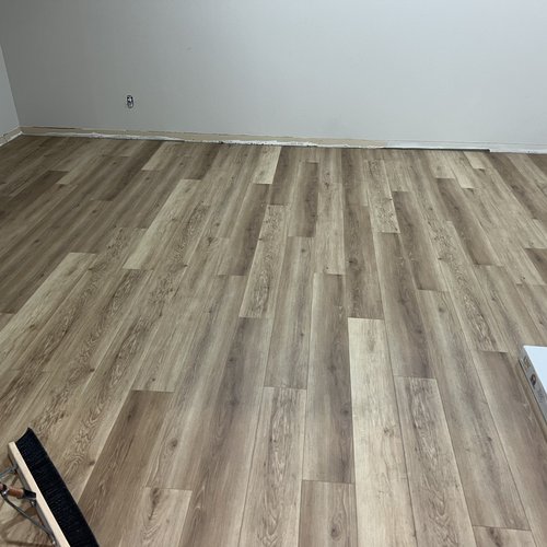 Queeley Project - Laminate