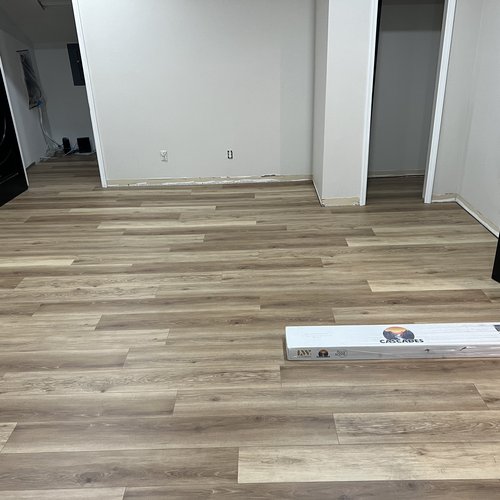 Queeley Project - Laminate
