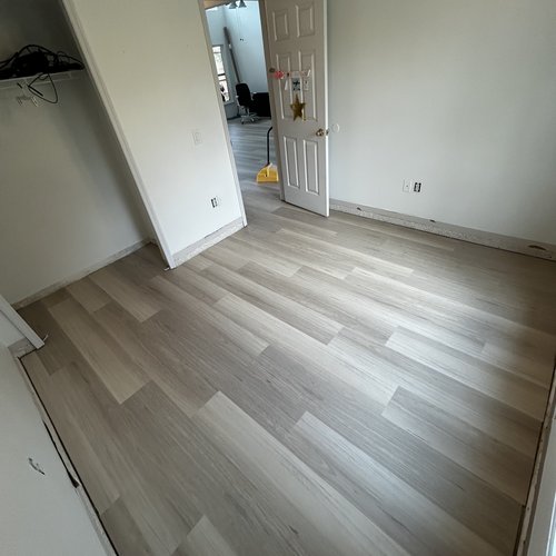 Luxury Vinyl in Seminole County Flordia